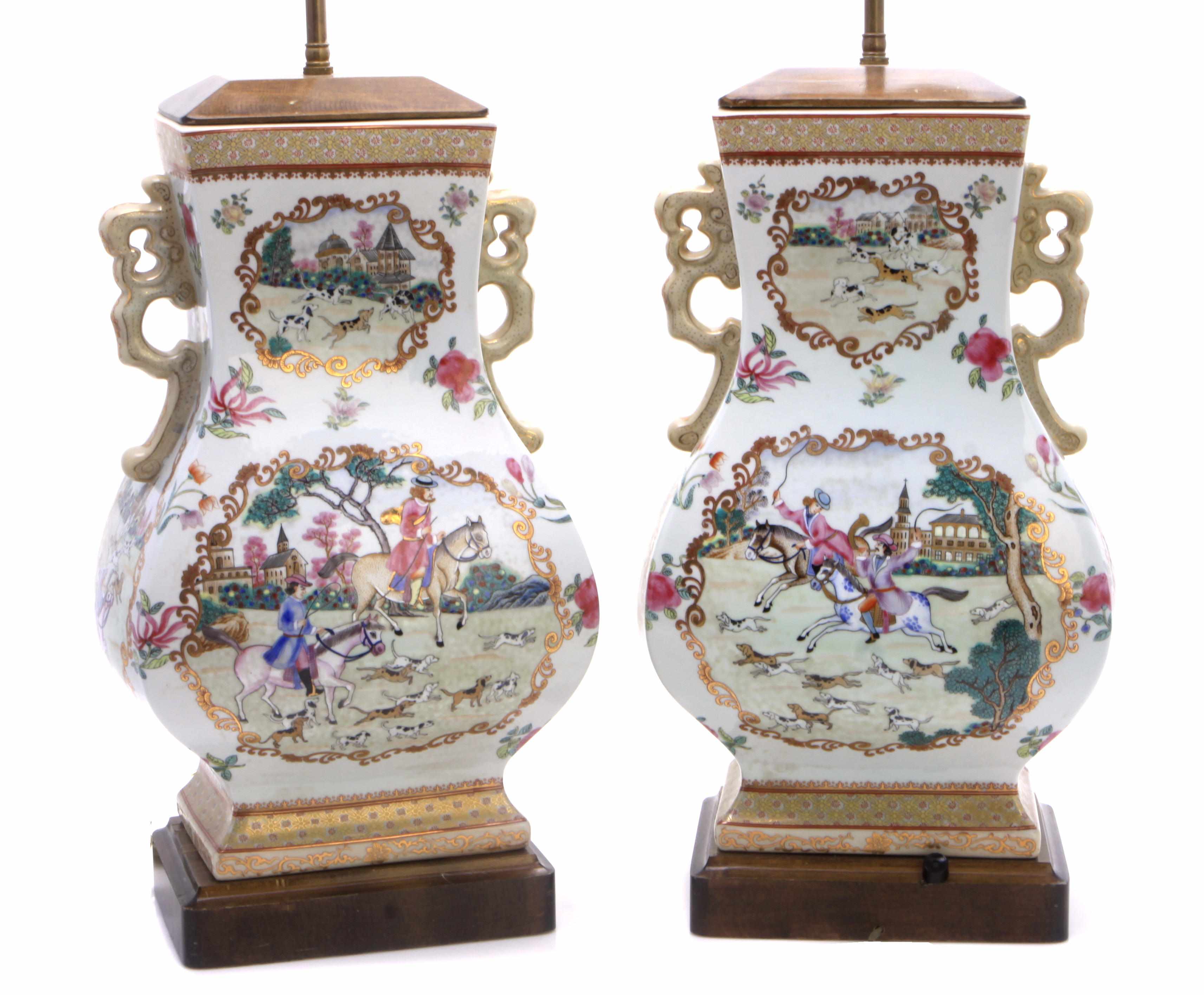 Appraisal: Property of Various Owners A pair of Chinese famille rose