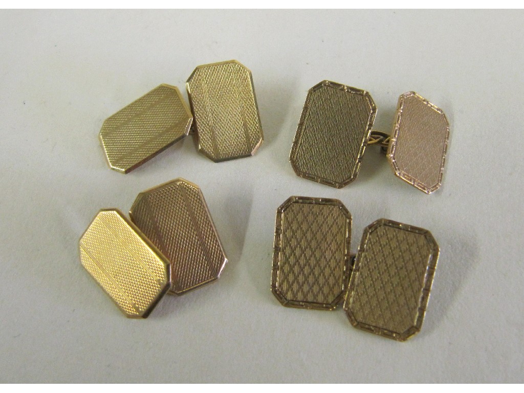 Appraisal: Two pairs of ct gold cuff links