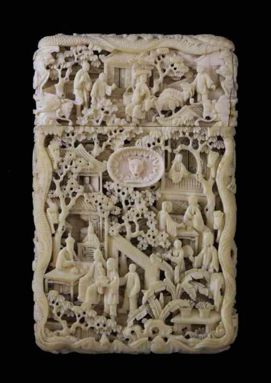 Appraisal: A good Chinese export ivory card case second quarter th