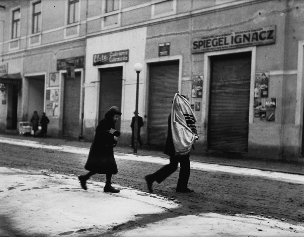 Appraisal: ROMAN VISHNIAC - The Scroll is Being Carried Mucacevo Silver