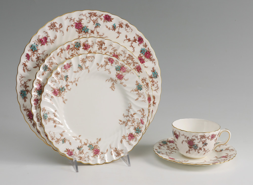 Appraisal: MINTON ANCESTRAL PATTERN CHINA DINNER SERVICE Approx pieces in the