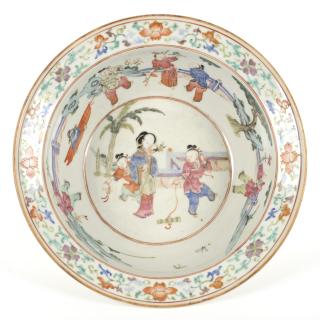 Appraisal: Chinese Export famille rose porcelain bowl Chinese Export famille rose