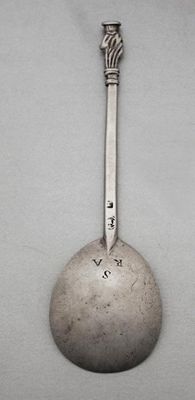 Appraisal: York An Elizabeth I spoon the figure of the saint