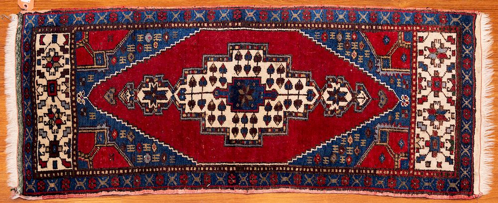 Appraisal: Turkish Konya Rug x hand knotted wool foundation Condition Appears