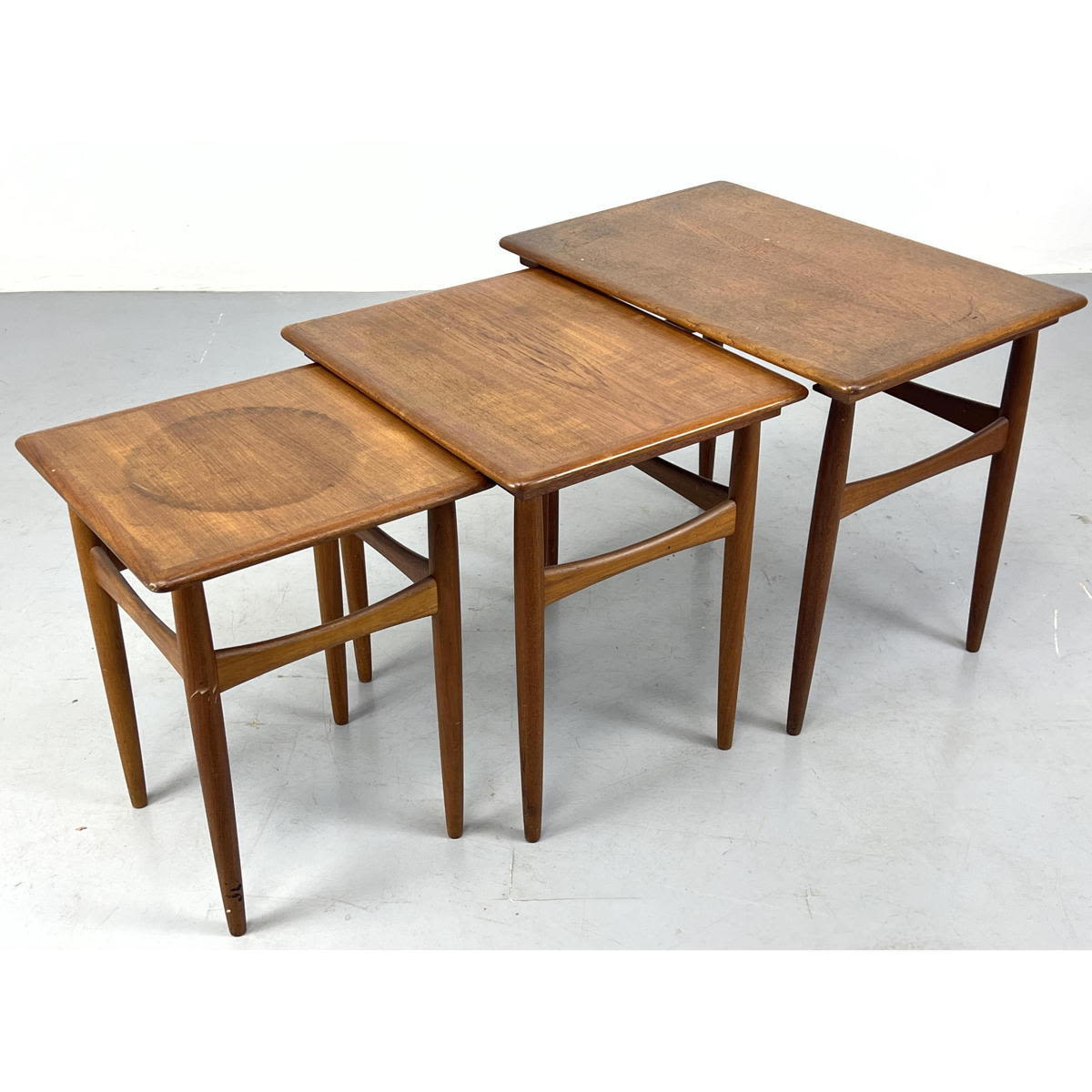 Appraisal: Set of Danish Modern Teak Nesting Tables Dimensions H inches