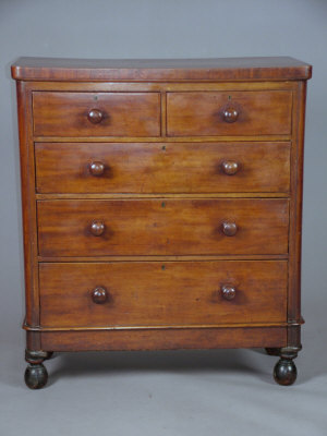 Appraisal: A Victorian mahogany chest of drawers the top above two