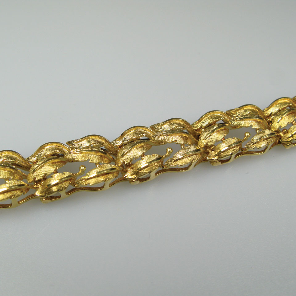 Appraisal: k Yellow Gold Bracelet g