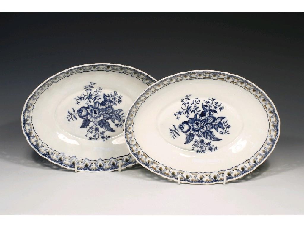 Appraisal: A PAIR OF TH CENTURY MINTON OVAL DISHES decorated in