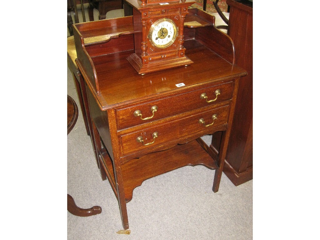 Appraisal: Edwardian ladies mahogany washstand