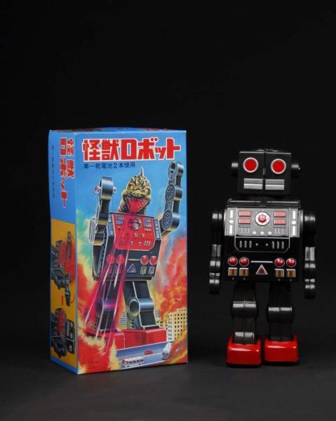 Appraisal: Contemporary Dino Robot Toy Description Japanese Trademark RM Working When