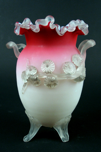 Appraisal: A STEVENS AND WILLIAMS MATSU-NO-KE SATIN GLASS VASE C having