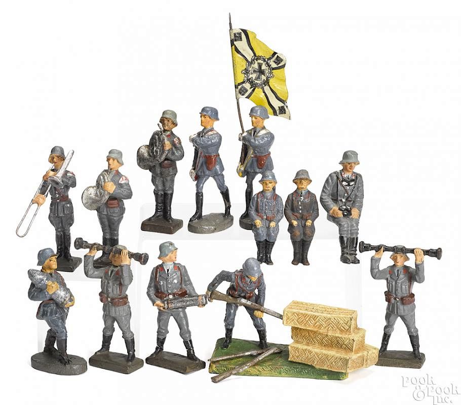 Appraisal: Elastolin and Lineol painted composition soldiers Elastolin and Lineol painted