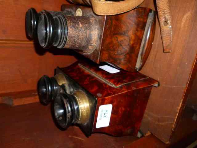 Appraisal: STEREOSCOPE hand held burr wood body with a pair of