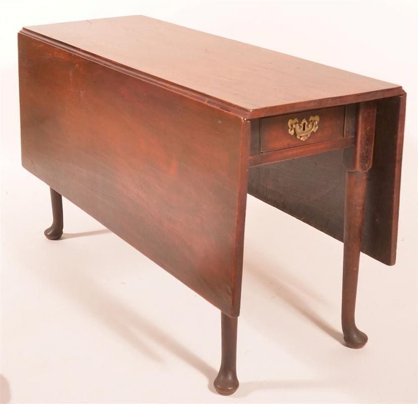 Appraisal: PA Queen Anne Walnut Drop Leaf Table PA Queen Anne