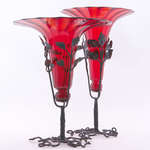 Appraisal: STYLE OF BAROVIER BELLOTTO Pair of flaring red glass vases