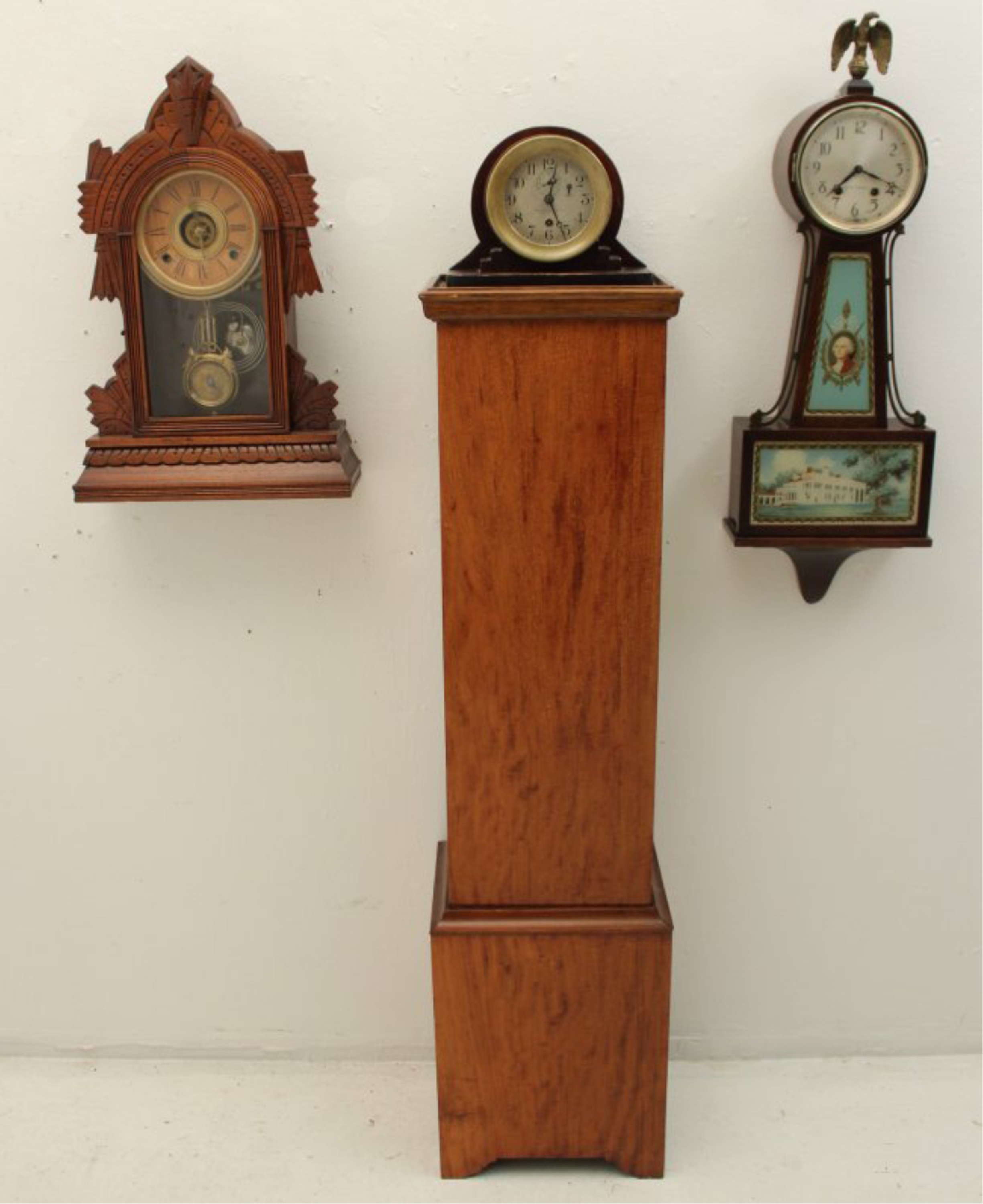 Appraisal: GROUP OF AMERICAN CLOCKS Group of American clocks consisting of