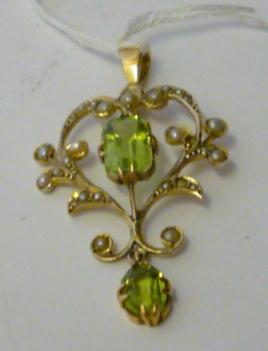 Appraisal: AN EDWARDIAN CT GOLD PENDANT of open scroll form set