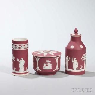 Appraisal: Three Wedgwood Crimson Jasper Dip Items England c each with