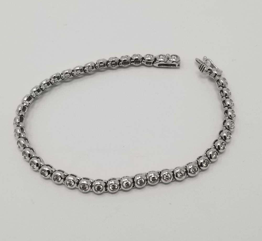 Appraisal: K White Gold Bezel-Set Diamond Bracelet K White Gold Bezel-Set