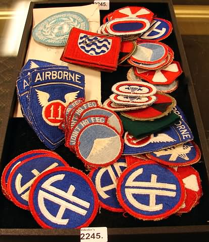 Appraisal: Grouping of military patches post World War II including th