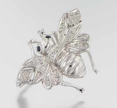 Appraisal: A White Gold Diamond and Sapphire Bee Brooch k white