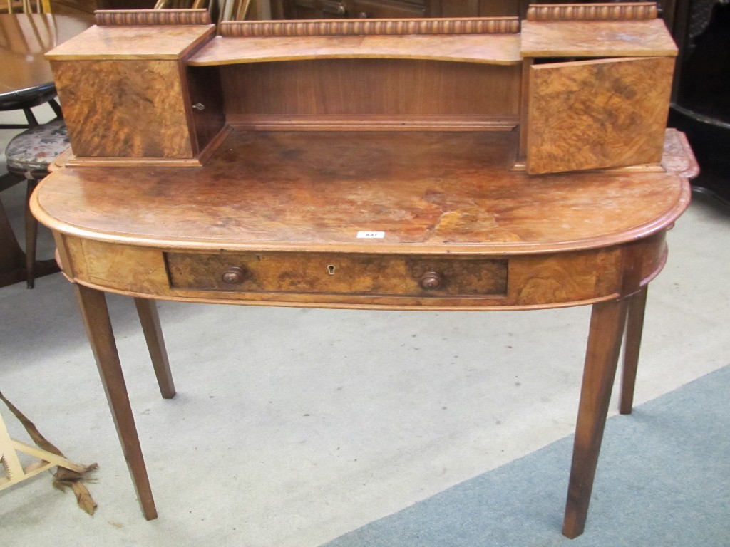 Appraisal: Burr walnut dressing table