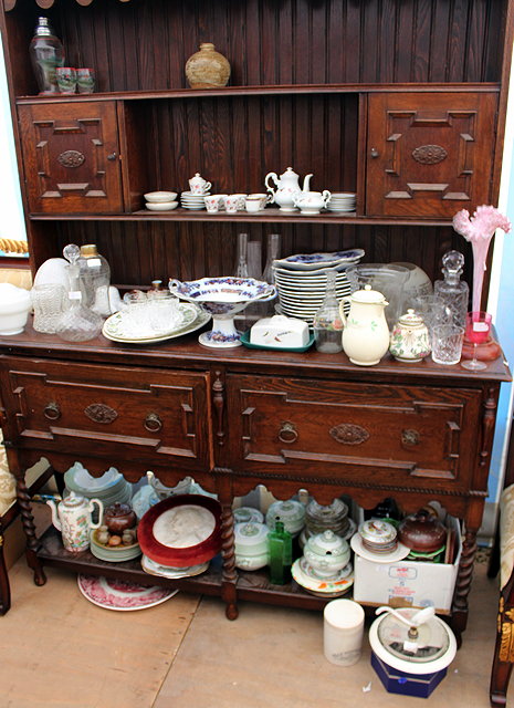 Appraisal: A LARGE QUANTITY OF ANTIQUE AND LATER CHINA AND GLASS