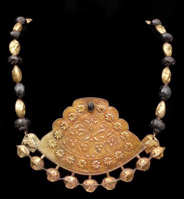 Appraisal: ISLAMIC-STYLE BEAD AND PENDANT NECKLACE in Provenance Property from the