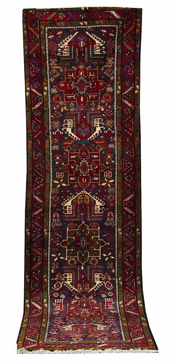 Appraisal: Persian Heriz carpet ' '' x ' ''