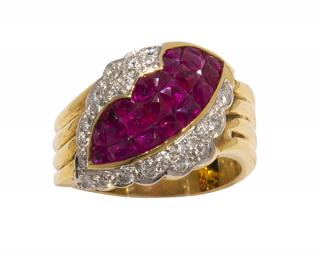 Appraisal: Ruby diamond and k yellow gold ring Ruby diamond and