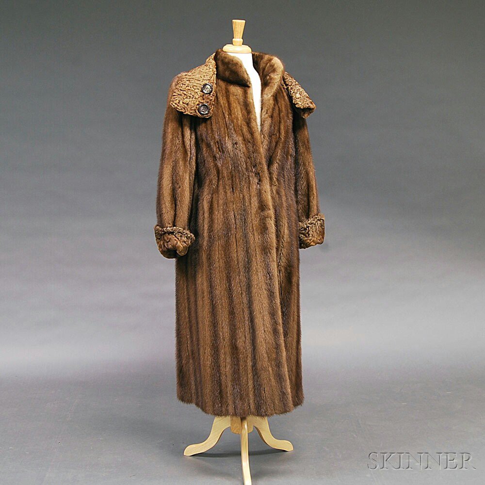 Appraisal: Roberts Neustadter Full-length Brown Mink Coat with curly wool collar