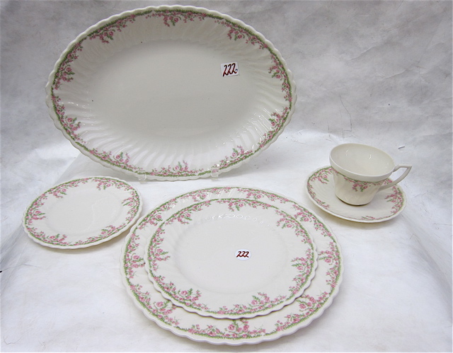 Appraisal: SYRACUSE CHINA SET seventy-nine pieces comprised of dinner plates salad