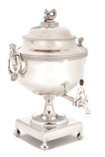 Appraisal: Georgian Sheffield Silver Plated Tea Urn English th century A