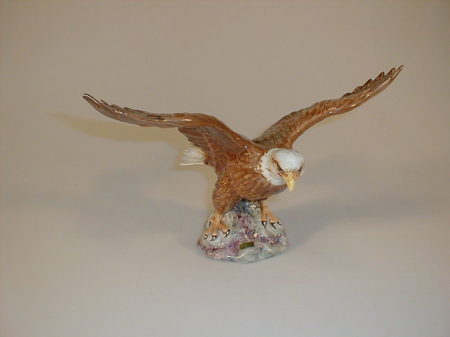 Appraisal: A Beswick model of an eagle with spread wings model