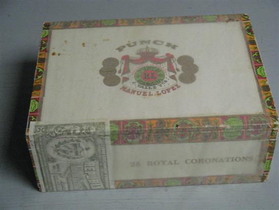 Appraisal: Twenty five Manuel Lopez 'Punch' Coronation cigars in sealed box