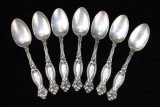 Appraisal: Simpson Hall Miller Co Frontenac sterling silver teaspoons un-monogrammed monogrammed