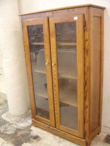 Appraisal: OAK CABINET