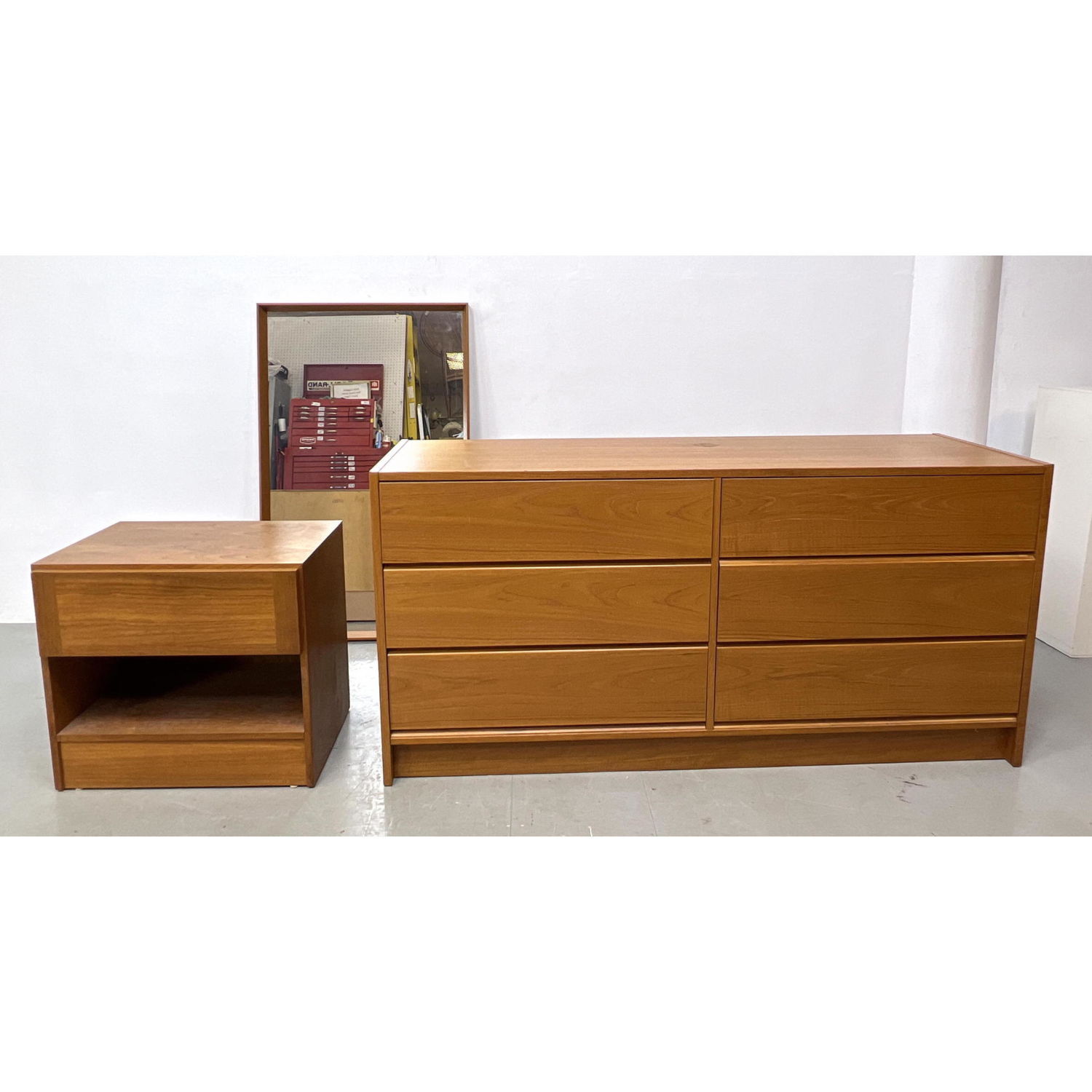 Appraisal: pc Danish Modern Teak Bedroom Furniture Low Dresser Nightstand Mirror