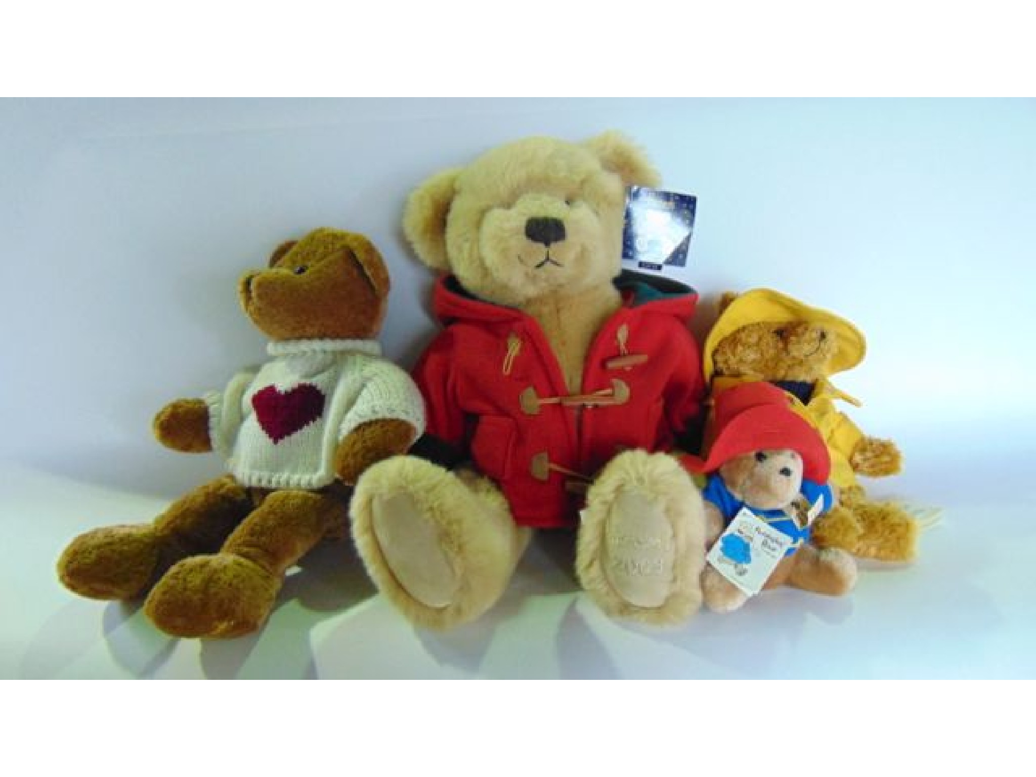 Appraisal: A good quality teddy bear by Harrods of Knightsbridge The