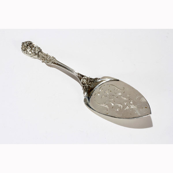 Appraisal: Reed Barton Francis I sterling silver pierced cake pie server