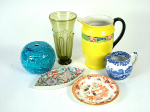 Appraisal: Small selection of china and glassware to include a Whitefriars