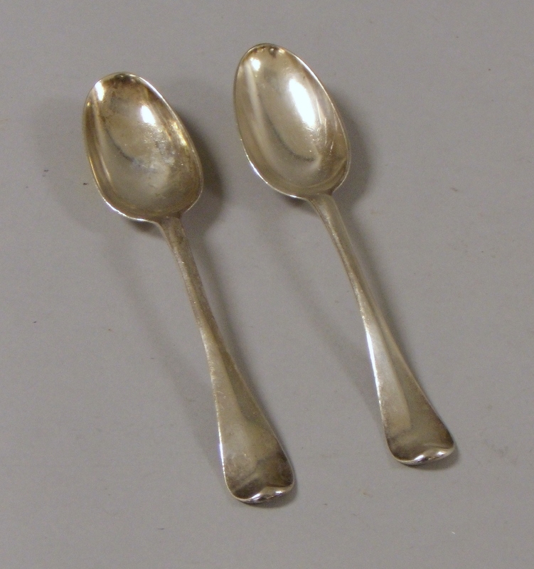 Appraisal: Pair of th Century Silver Tablespoons front-tipt stems with rattail