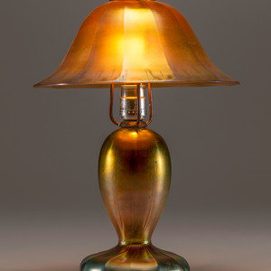 Appraisal: Steuben American Early th Century Table Lamp aurene glass base