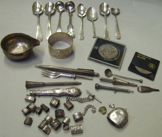 Appraisal: Mostly silver comprising a napkin ring with engraved decoration Birmingham