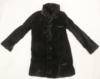 Appraisal: S ERA SILKY SOFT FUR COAT Women's s Era Ultra