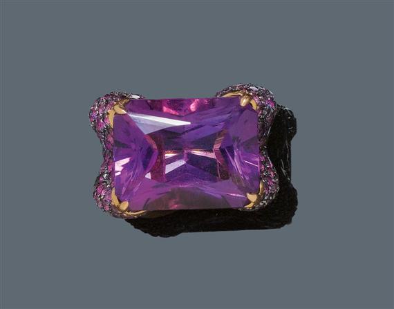 Appraisal: AMETHYST RING ADOLFO COURRIER Pink gold partially blackened g Very