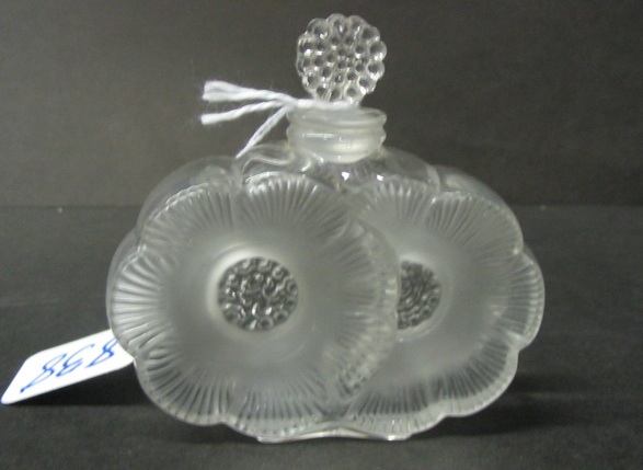 Appraisal: A LALIQUE FRENCH PERFUME BOTTLE Deux Fleurs in frosted and