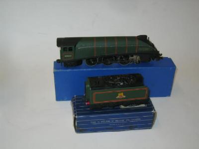 Appraisal: Hornby Dublo three rail A Mallard finished in B R