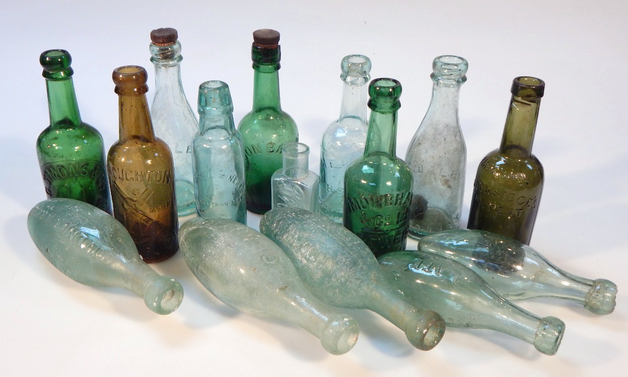 Appraisal: Various thC green glass bottles to include Mowbray Co Grantham