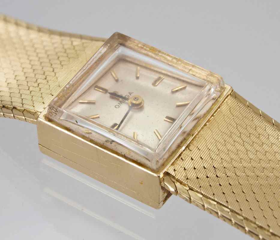 Appraisal: OMEGA LADIES K GOLD WRIST WATCH Yellow gold watch band